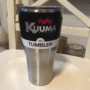 NWT 30 oz tumbler by Kuuma